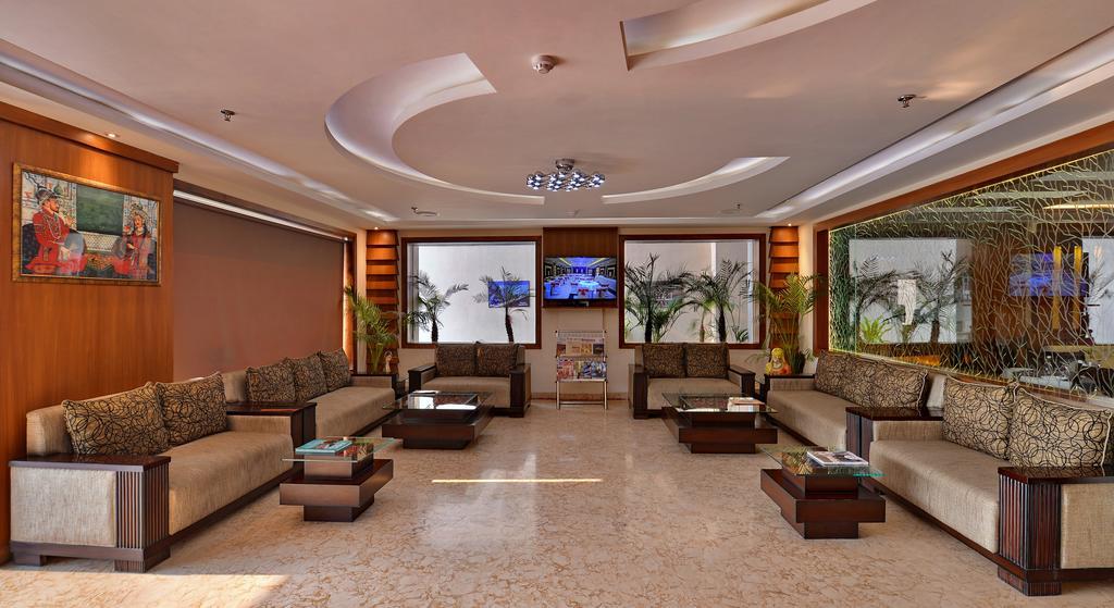 Hotel Seven Hills Tower Agra  Zewnętrze zdjęcie