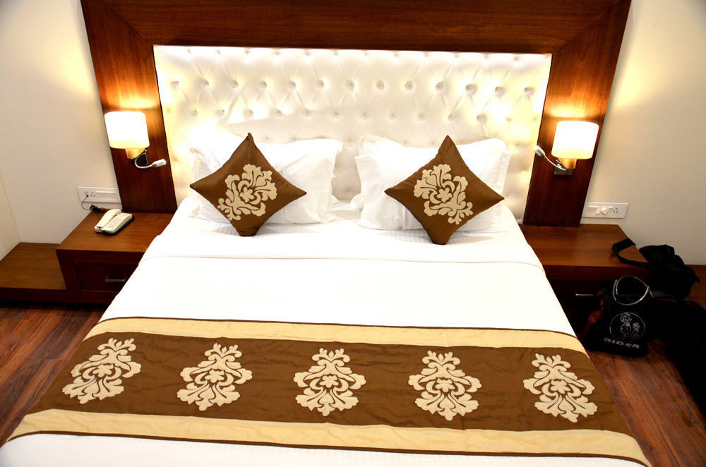 Hotel Seven Hills Tower Agra  Zewnętrze zdjęcie